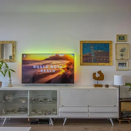 Sunset Oasis “velly” 1br W/ Sea View & Parking Lejlighed *