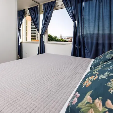 Sunset Oasis “velly” 1br W/ Sea View & Parking Lejlighed *