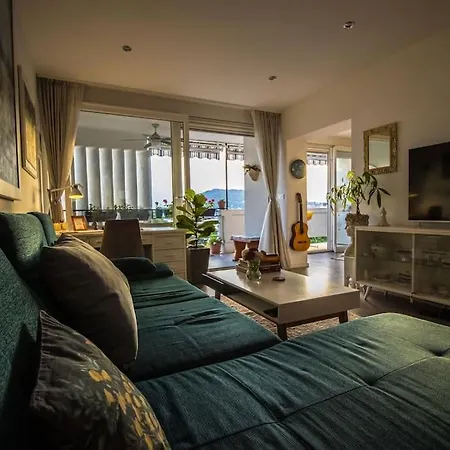 Sunset Oasis “velly” 1br W/ Sea View & Parking