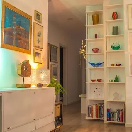 Sunset Oasis “velly” 1br W/ Sea View & Parking * Split