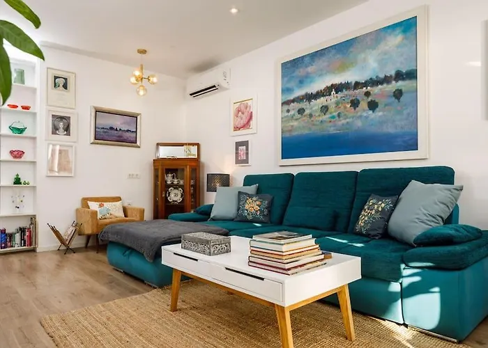 Sunset Oasis “velly” 1br W/ Sea View & Parking Appartamento